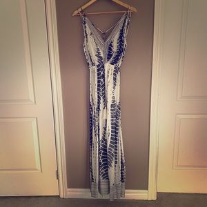 Elan grey and white halter tie maxi dress